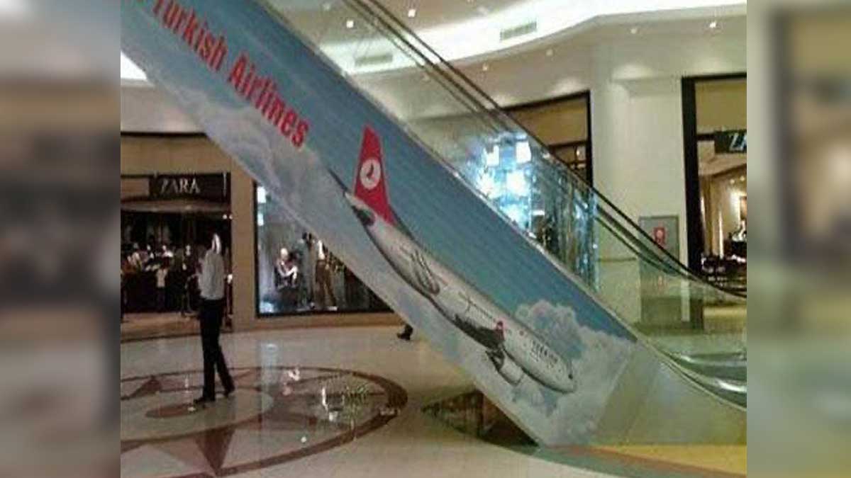 Aplicação Turkish Airlines em escada rolante