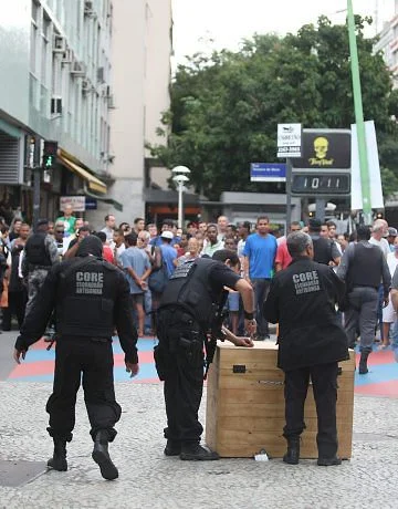 Policia investiga caixa da campanha do Domingo do Faustão