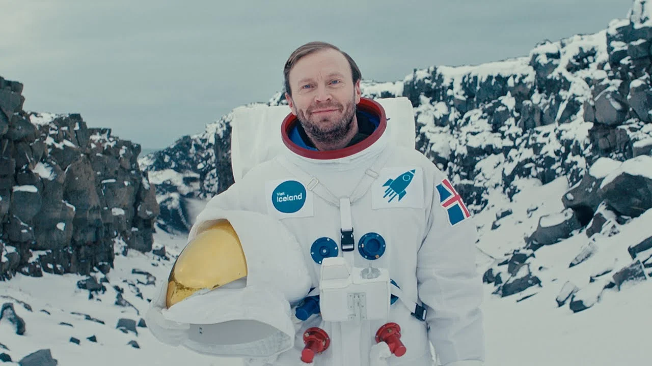 astronauta na Islândia