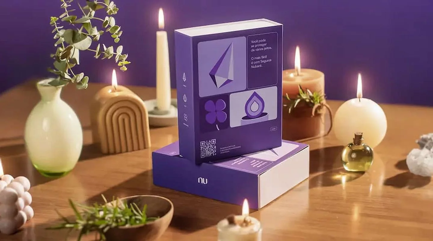 Campanha do Nubank Explora Superstições e a Importância dos Seguros
