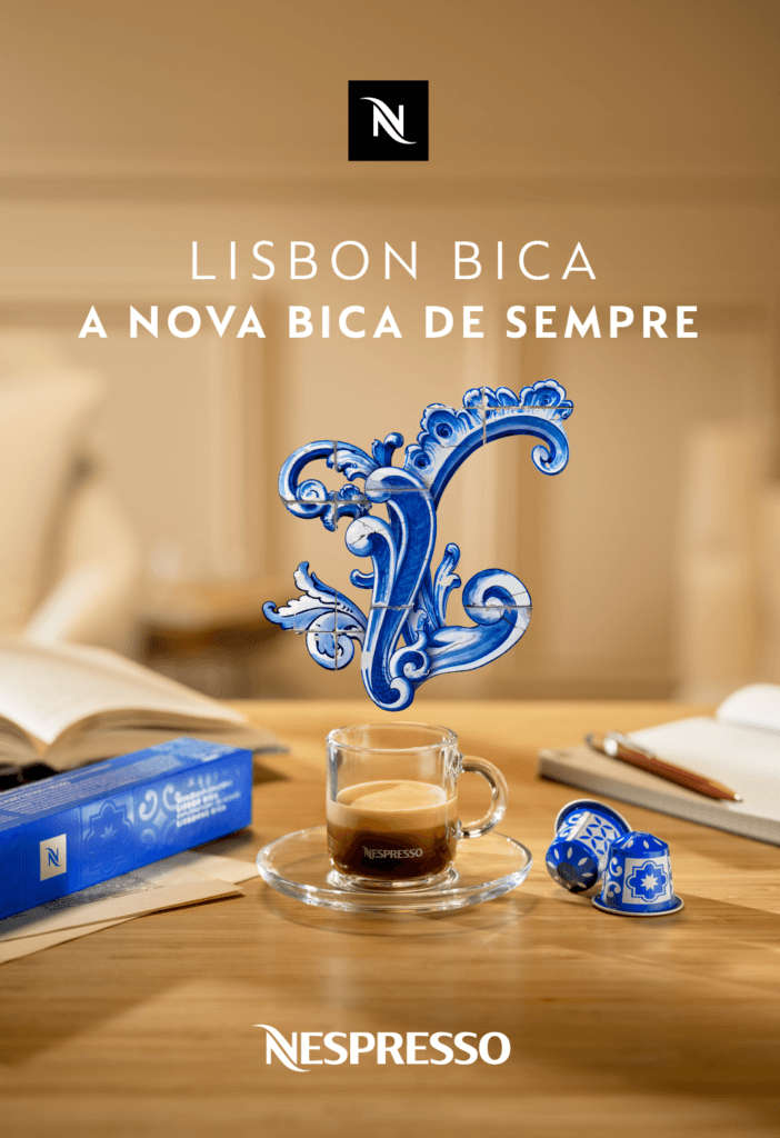 Imagem de uma cápsula Lisbon Bica da Nespresso, com padrão inspirado nos azulejos portugueses.