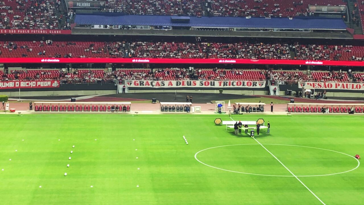 Americanas ativação MorumBIS com publicidade programática no estádio