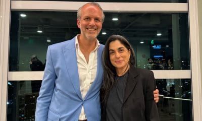 Fredrik Borestrom (presidente global da IAA e executivo do LinkedIn) com Fabiana Schaeffer (presidente do capítulo nacional e co-CEO da Netza&Co)
