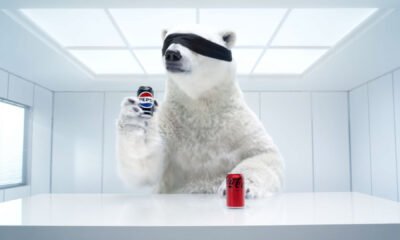 Anúncio da Pepsi no Super Bowl 2026 provocando a Coca-Cola