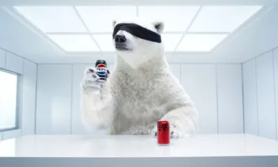 Anúncio da Pepsi no Super Bowl 2026 provocando a Coca-Cola