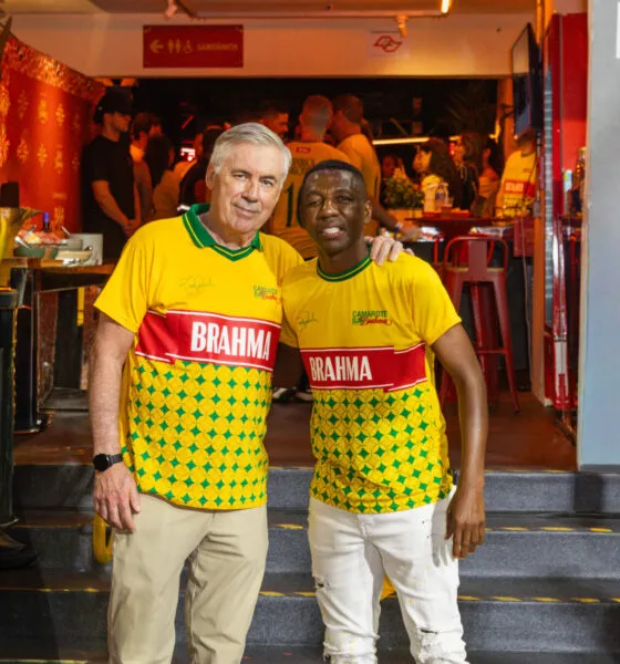 Carlo Ancelotti no Carnaval de São Paulo e debate sobre ética no patrocínio esportivo