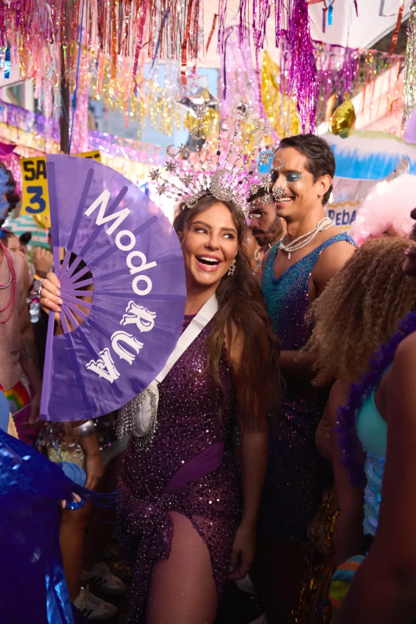 Campanha do Nubank Modo Rua no Carnaval com Paolla Oliveira